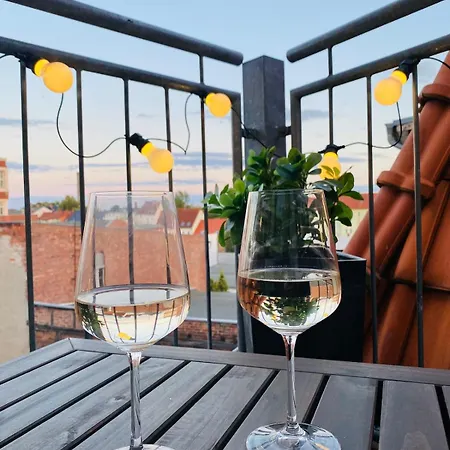 Cinema - Kitchen & Balcony Apartamento