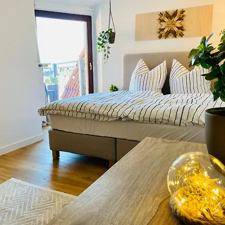 Apartamento Cinema - Kitchen & Balcony *