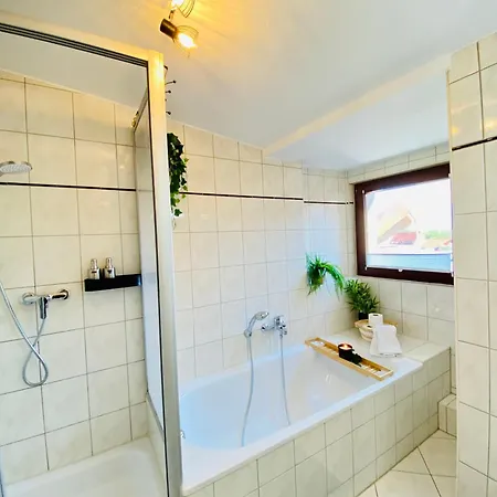 Apartamento Cinema - Kitchen & Balcony