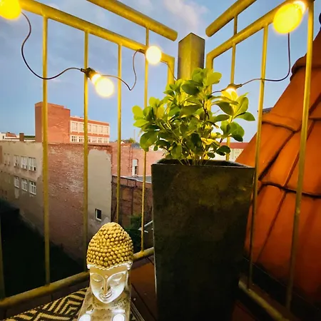 Cinema - Kitchen & Balcony アパート *