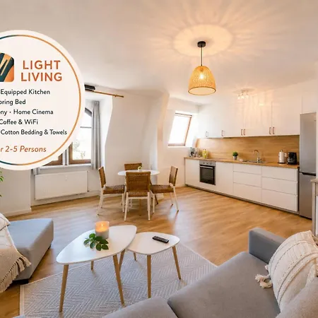 Apartman Cinema - Kitchen & Balcony