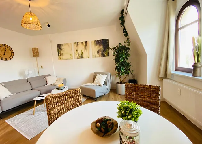 Cinema - Kitchen & Balcony